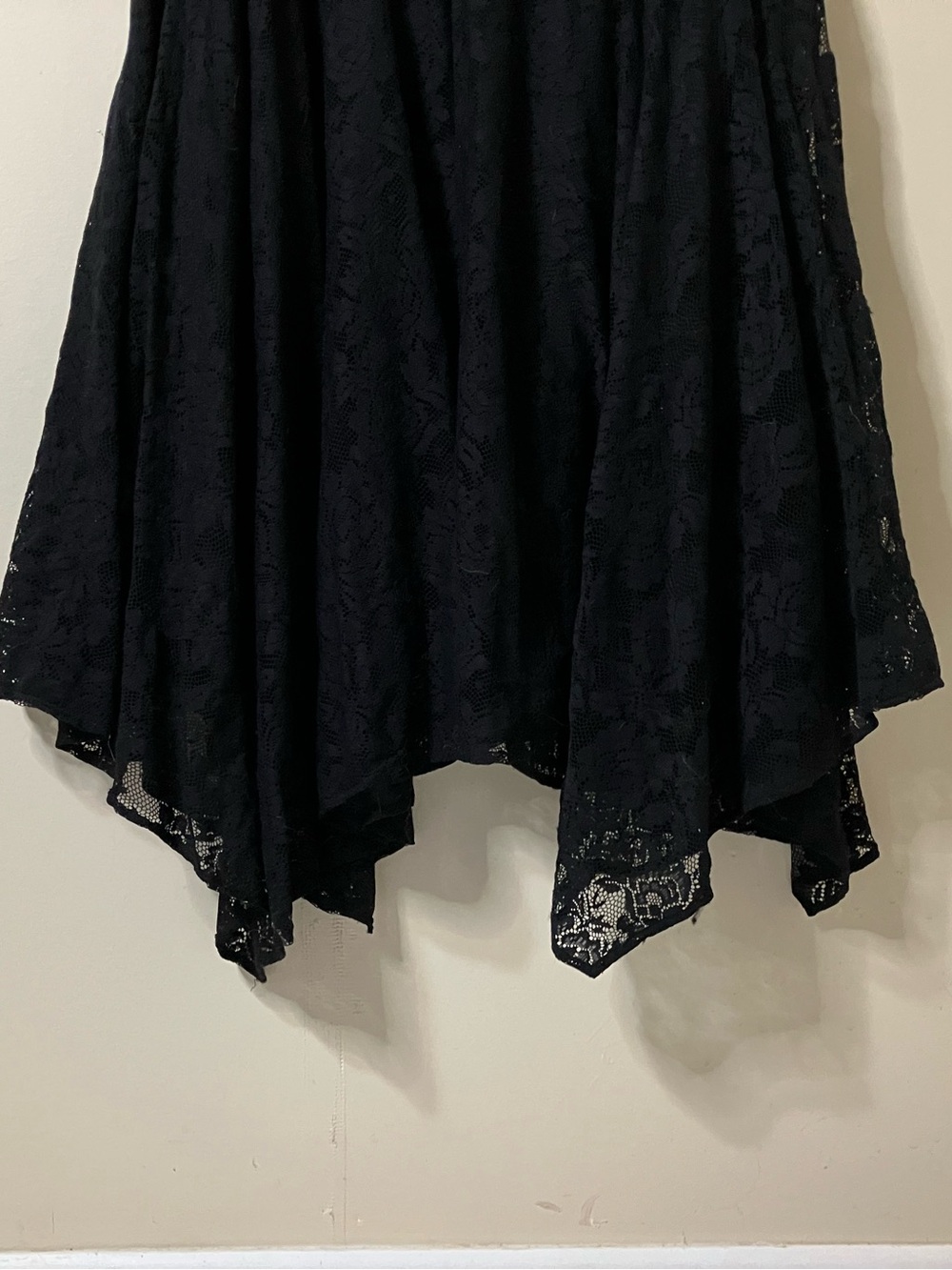 Torrid Black Lace Fit-and-Flare Dress size 16/18 - Picture 2 of 6
